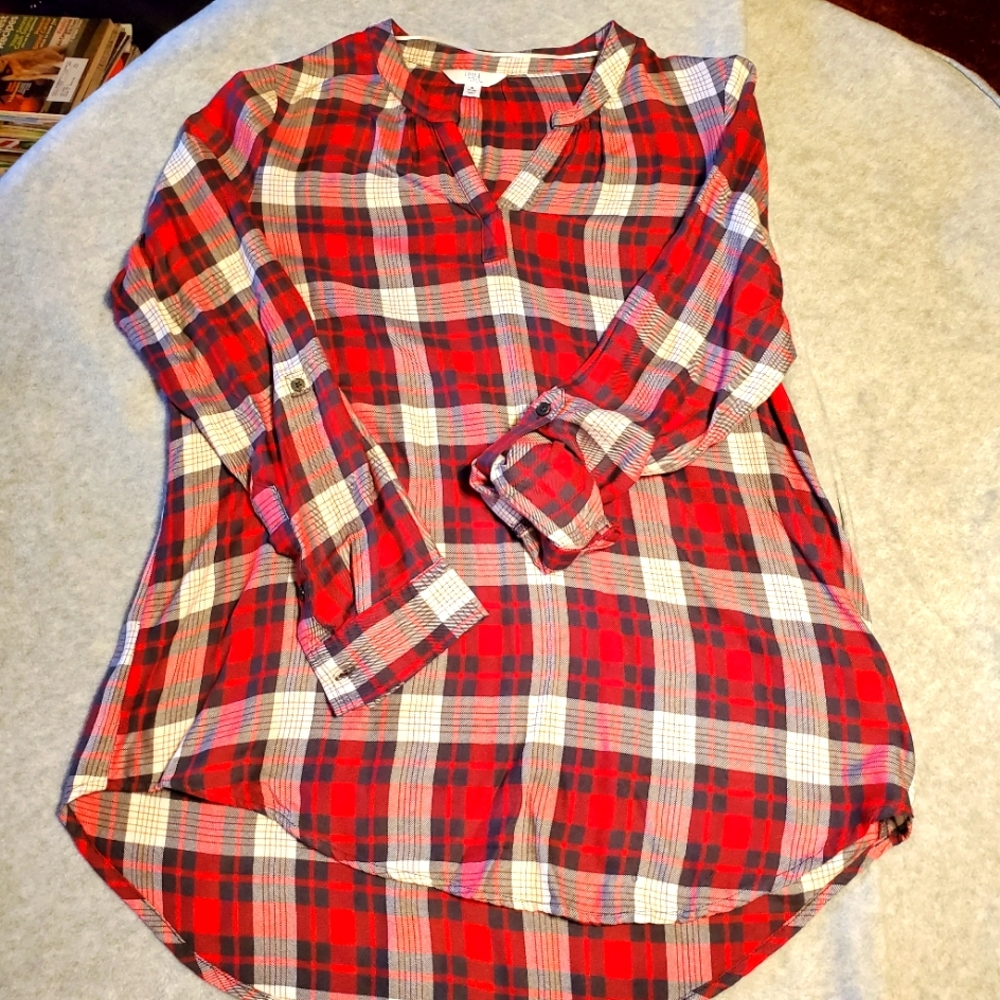 Red and Grey versatile blouse. Easy to style.